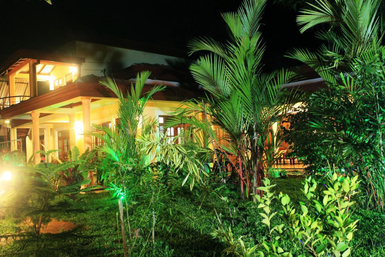 Hotel Bejewelled Sigiriya Luaran gambar